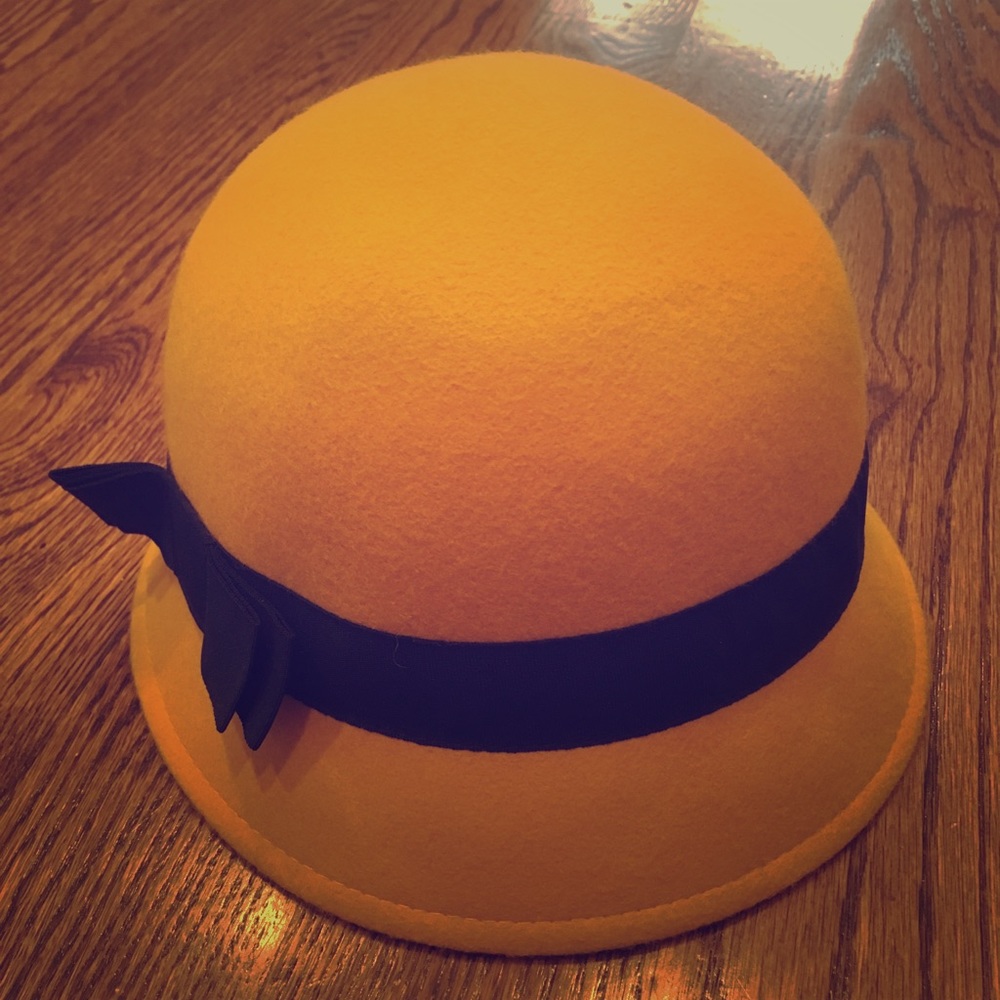 Mustard wool cloche with navy ribbon